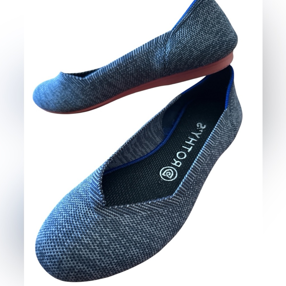 Rothy's Gray Round Toe Flat with Orange Sole